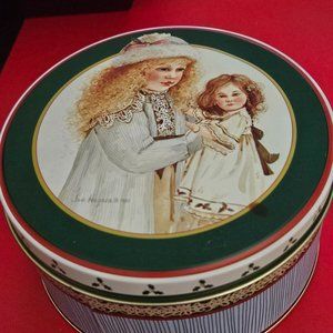 Vintage Christmas Victorian tin signed Jan Hagara 'Holly small size